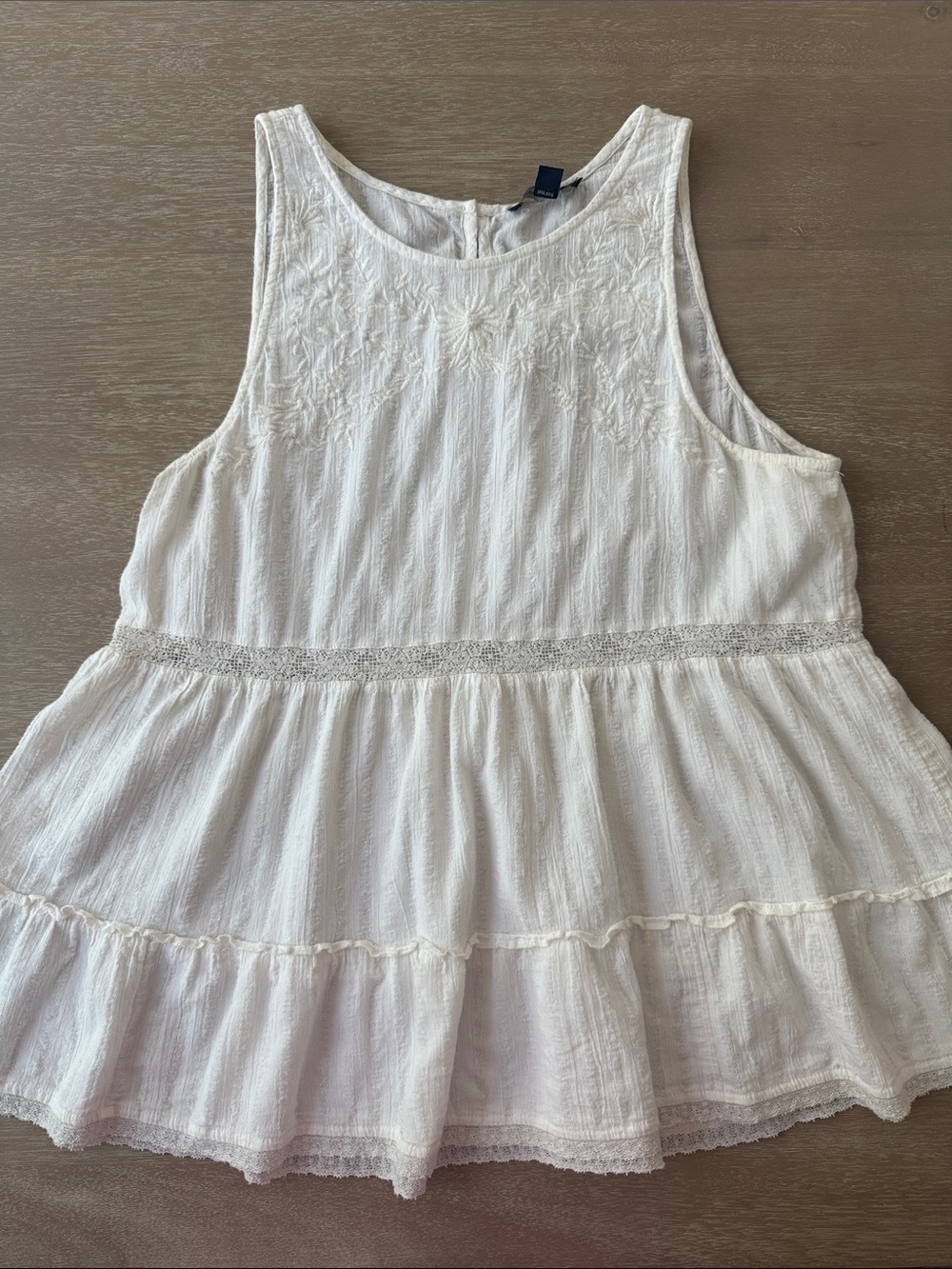 AEO Embroidered Ruffle Tank | L - Picture 5 of 7